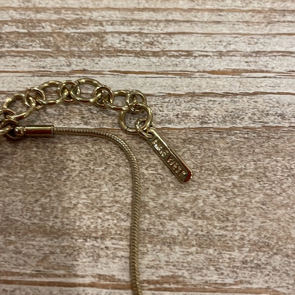 Nine West Vintage Gold Tone Rhinestone Statement Necklace Costume - Picture 4 of 4